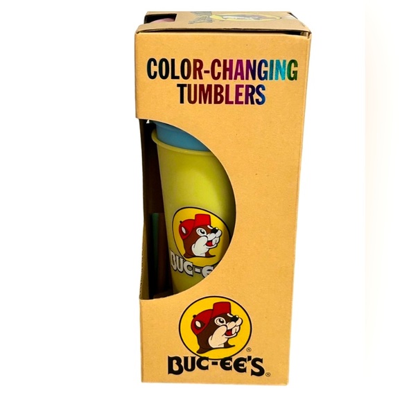 NWT Buc-ee's Color Changing (5) Tumblers with Lids and Straws PRICE FIRM!! - Picture 4 of 11